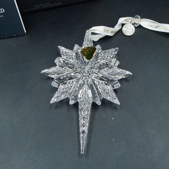 Waterford Crystal 2018 Snowstar Ornament Lighting Season 5 Inch #40033462 Box - Picture 3 of 10